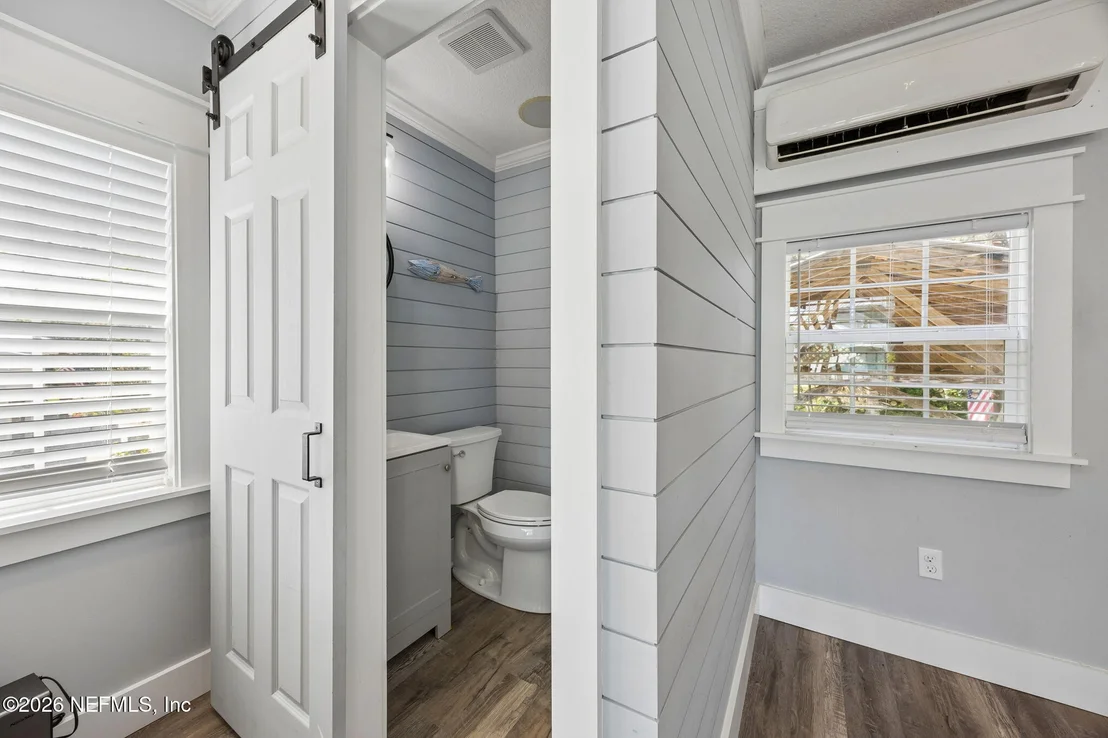 Photo of 8224 HALL Lane