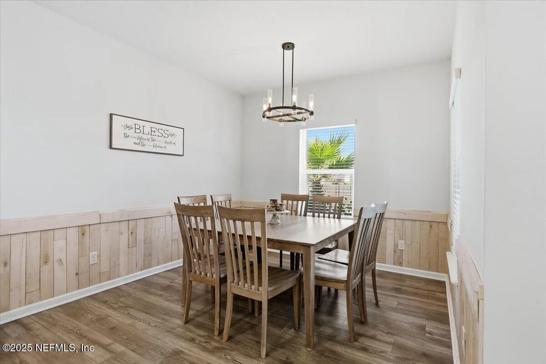 Photo of 835 LAUREL VALLEY Drive