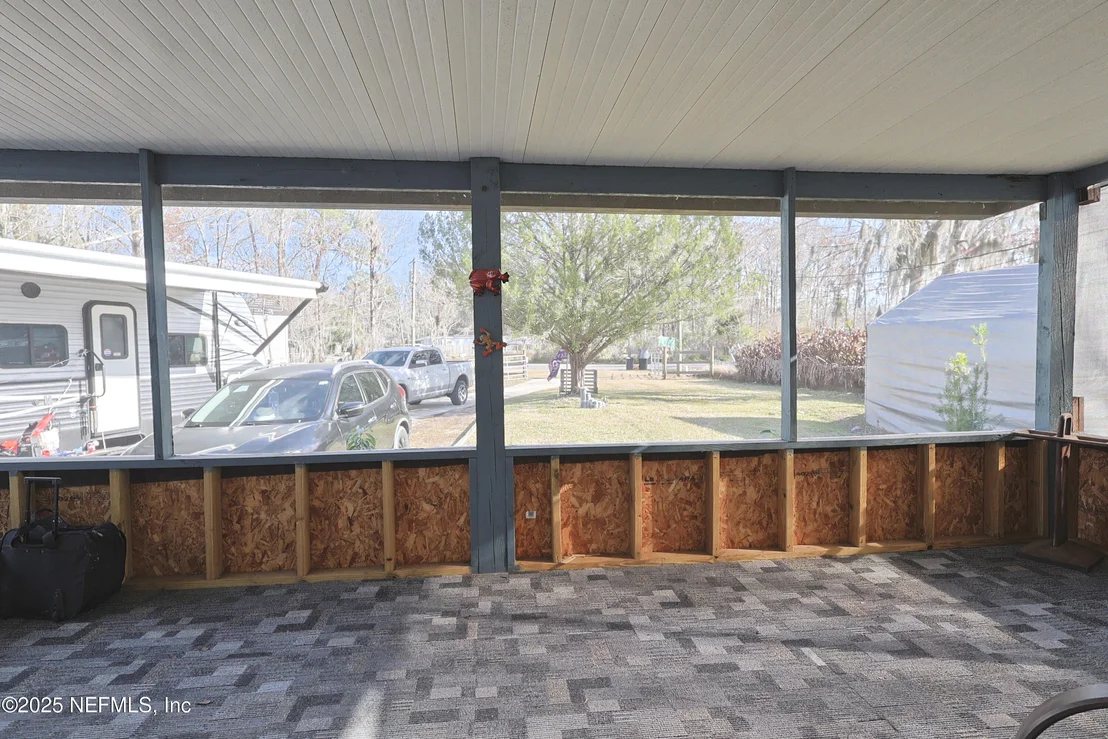 Photo of 138 EDGEWATER Road