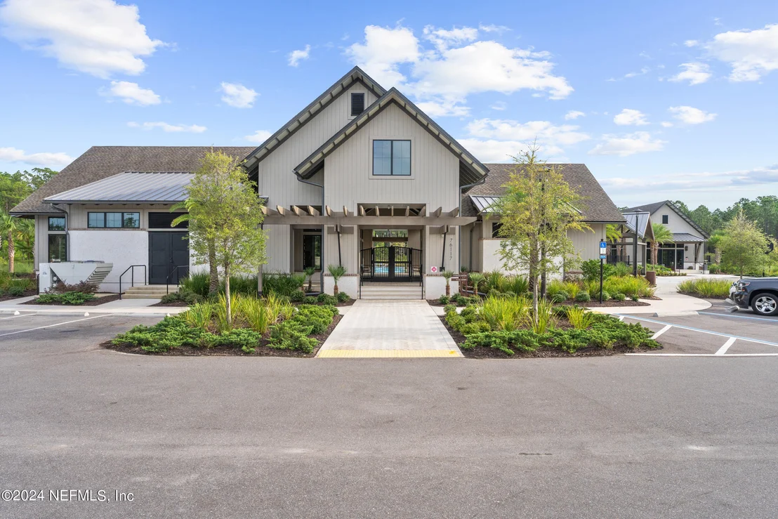 Photo of 75262 PLUMBAGO Trace