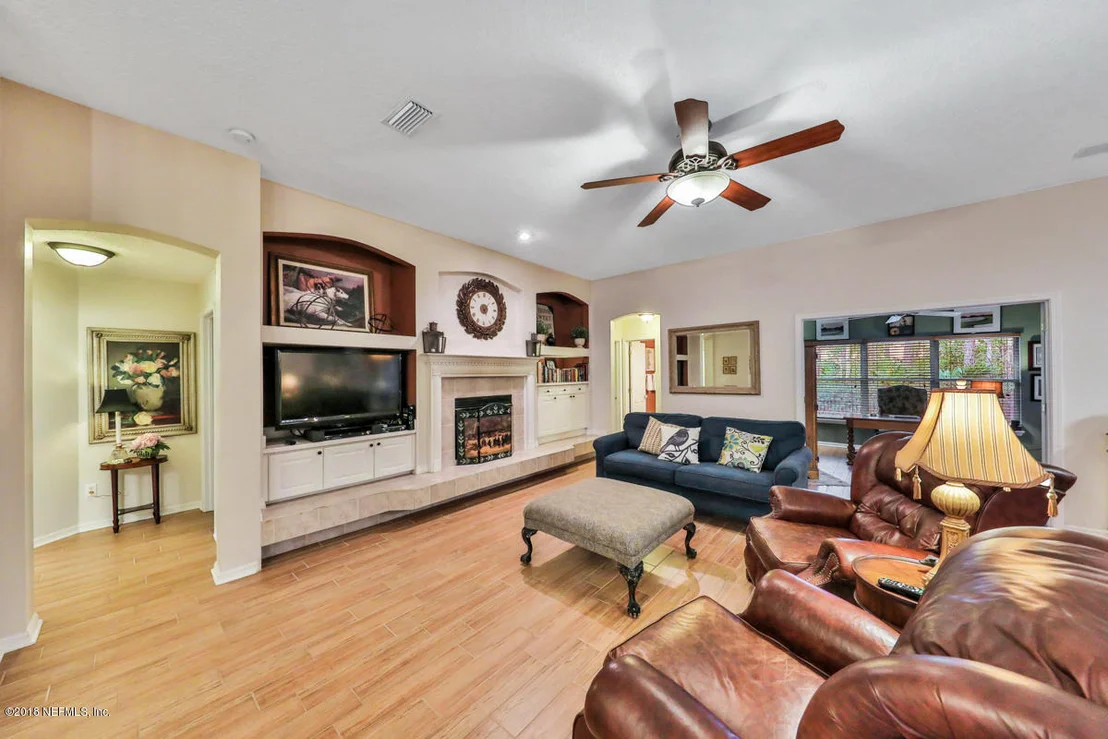 Photo of 7836 TIMBERLIN PARK