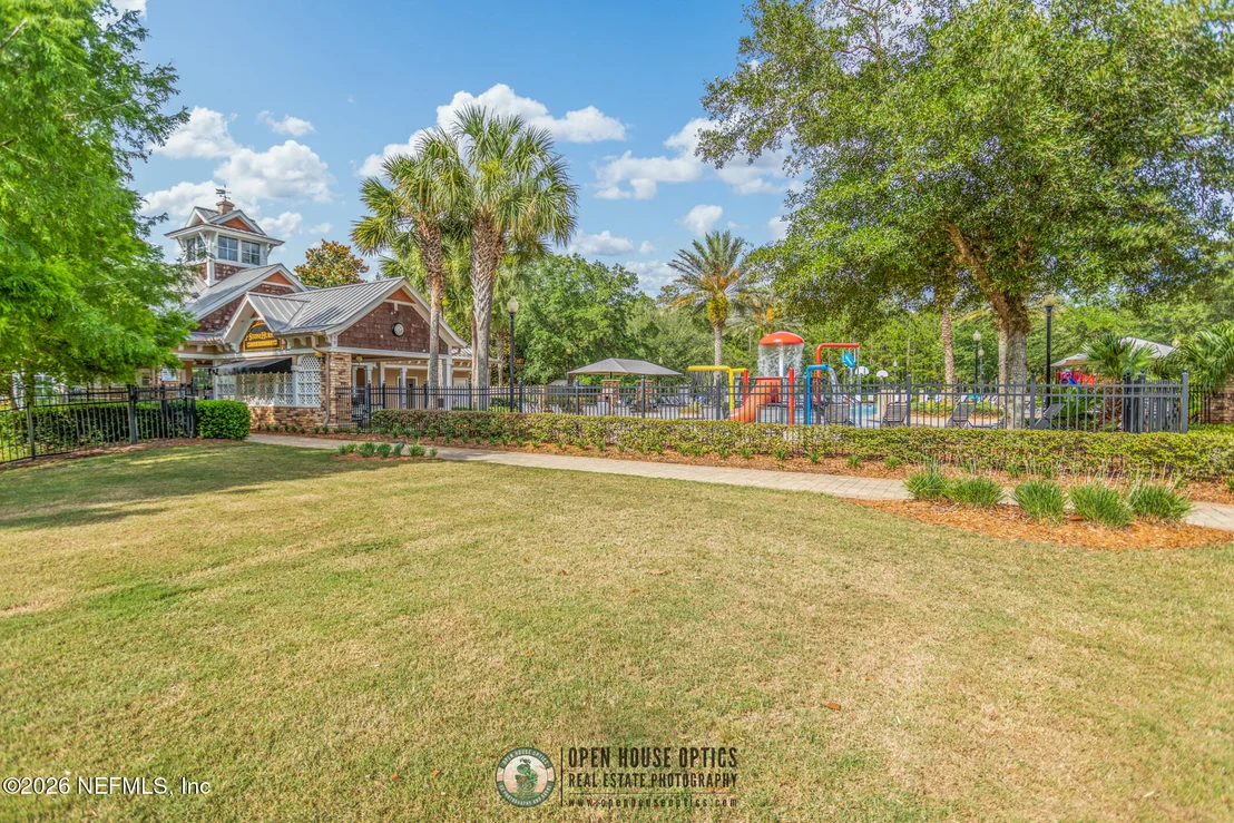 Photo of 1335 IVYHEDGE Avenue
