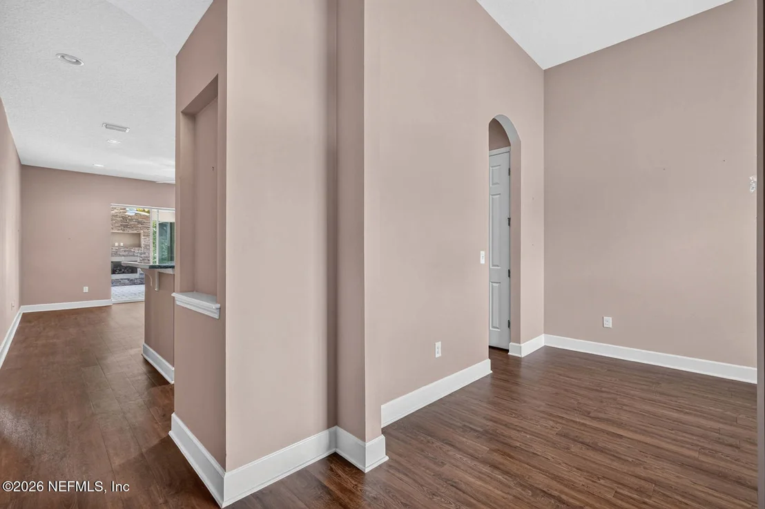 Photo of 412 MARIBELLA Court