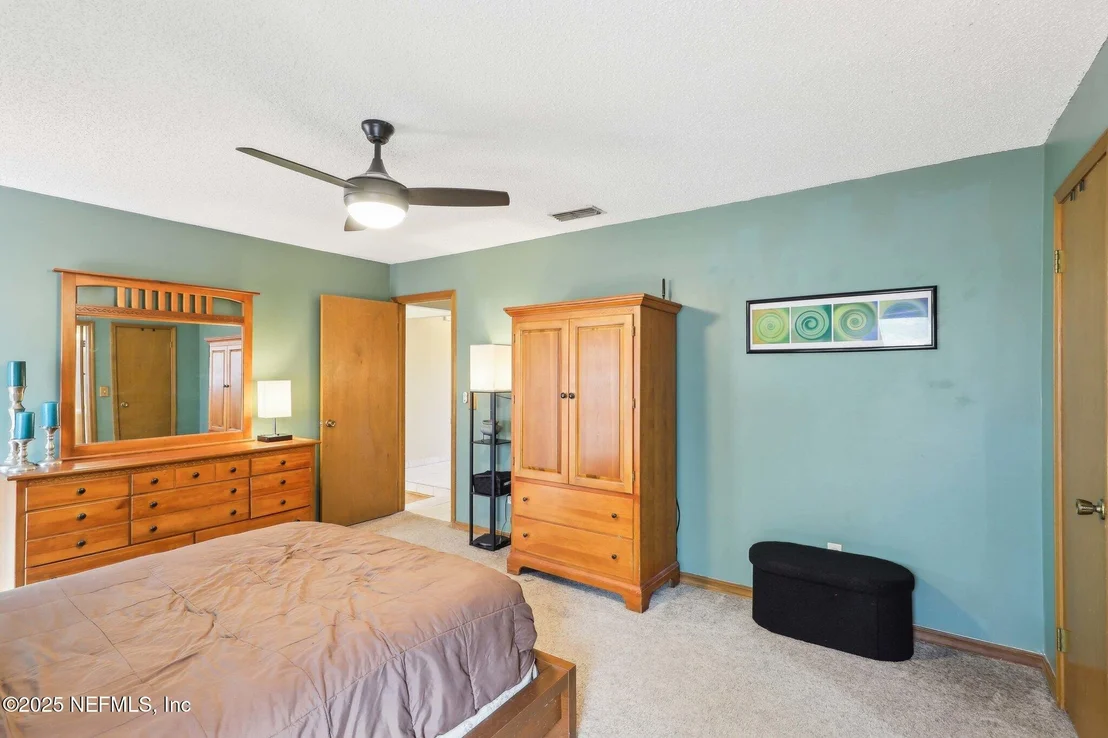 Photo of 10744 HEARTHSTONE Drive
