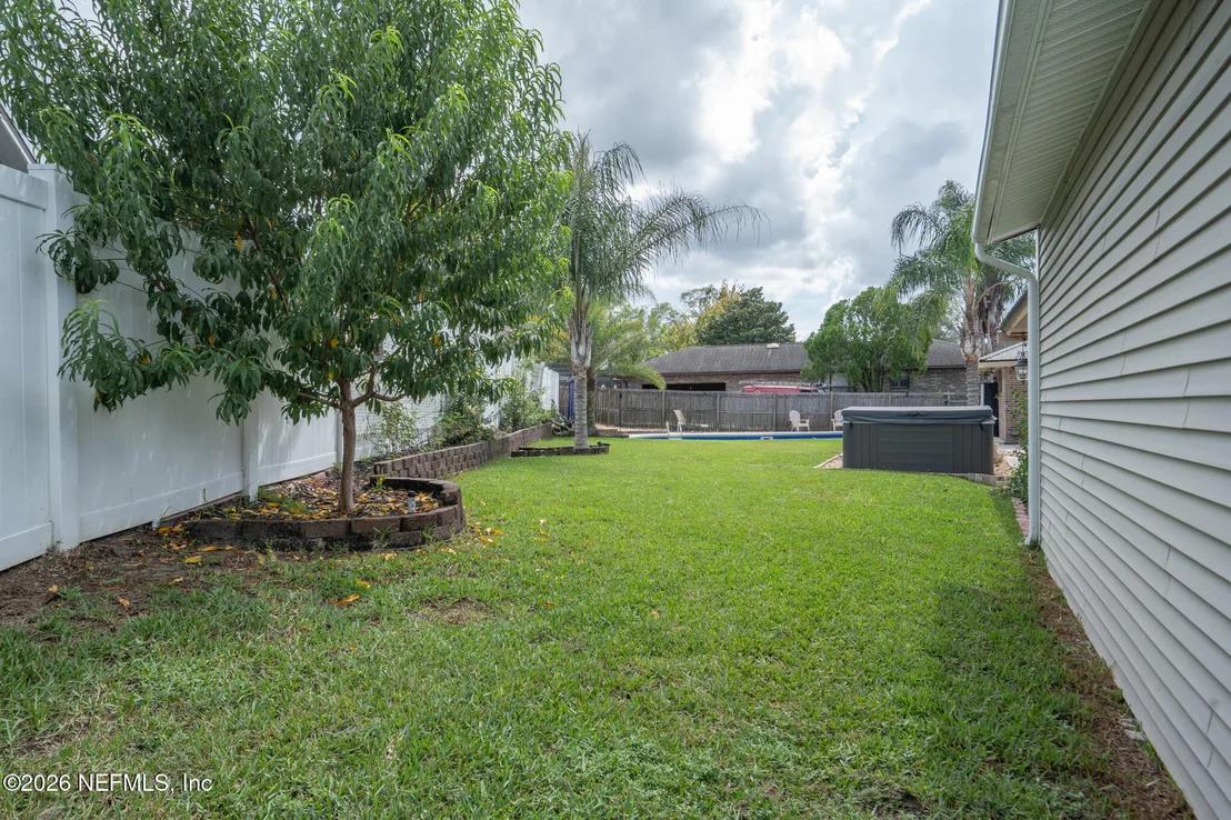 Photo of 377 FOXRIDGE Road