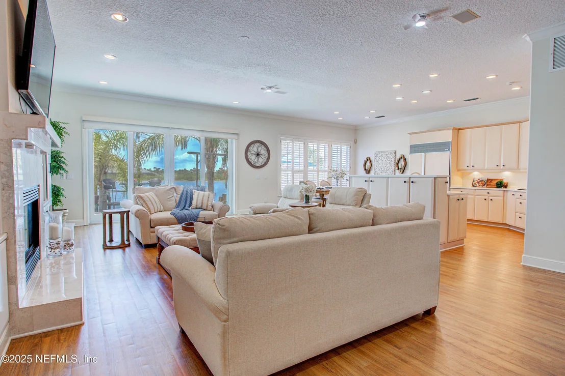 Photo of 9155 JUNE Lane