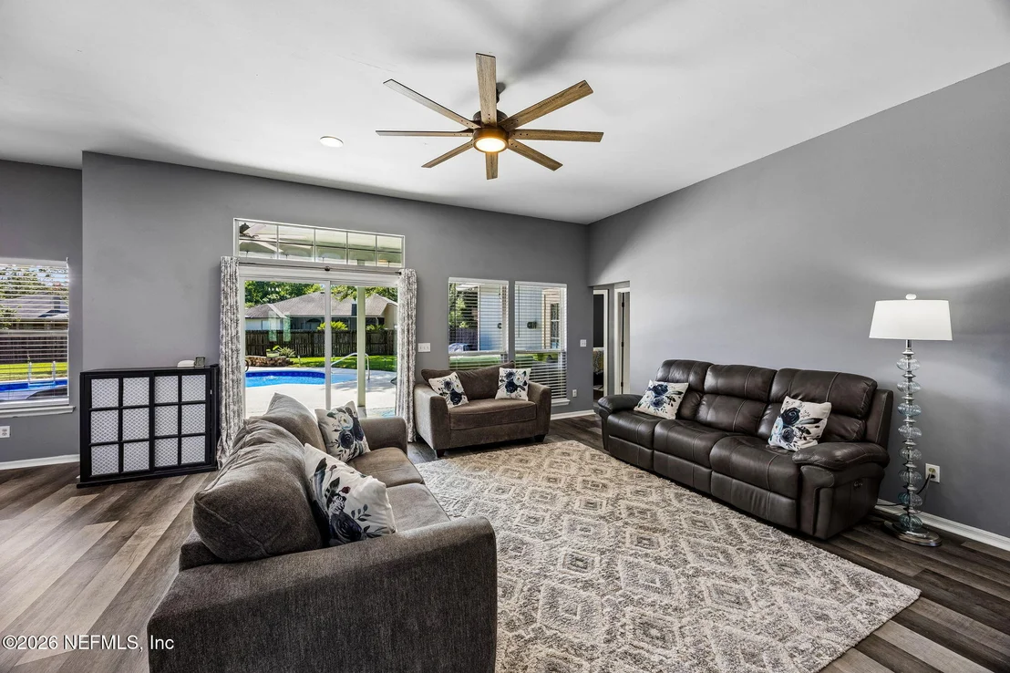 Photo of 1537 MAPLE LEAF Lane