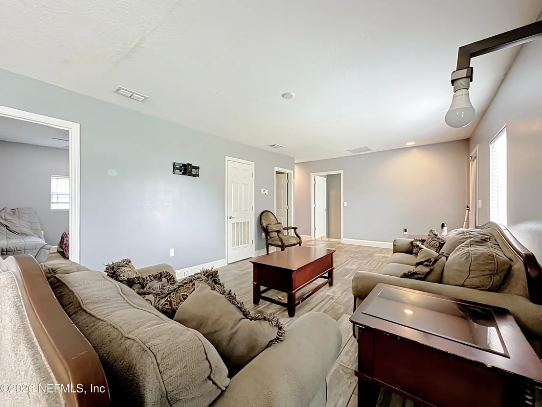 Photo of 3065 FRANCIS Road