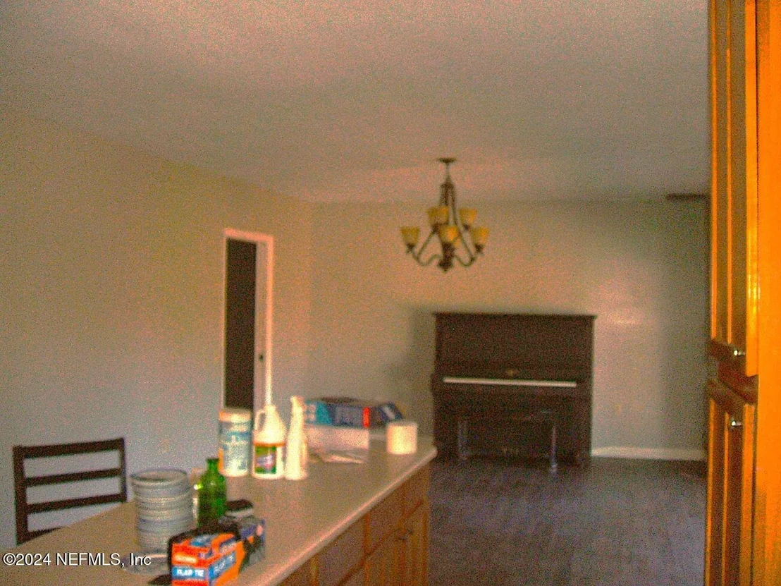 Photo of 1113 FIELDCREST Road