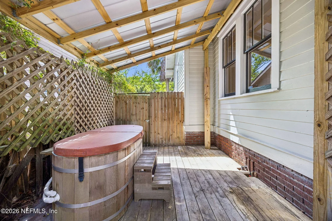 Photo of 2157 ERNEST Street
