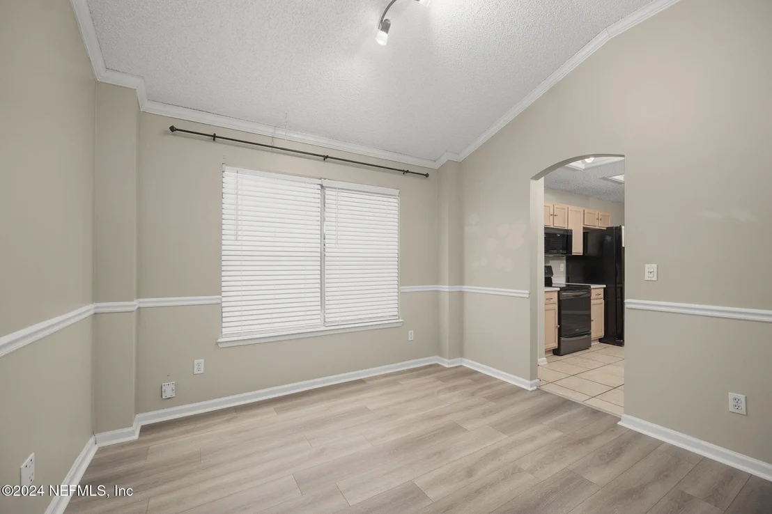 Photo of 312 SOUTHLAKE Drive