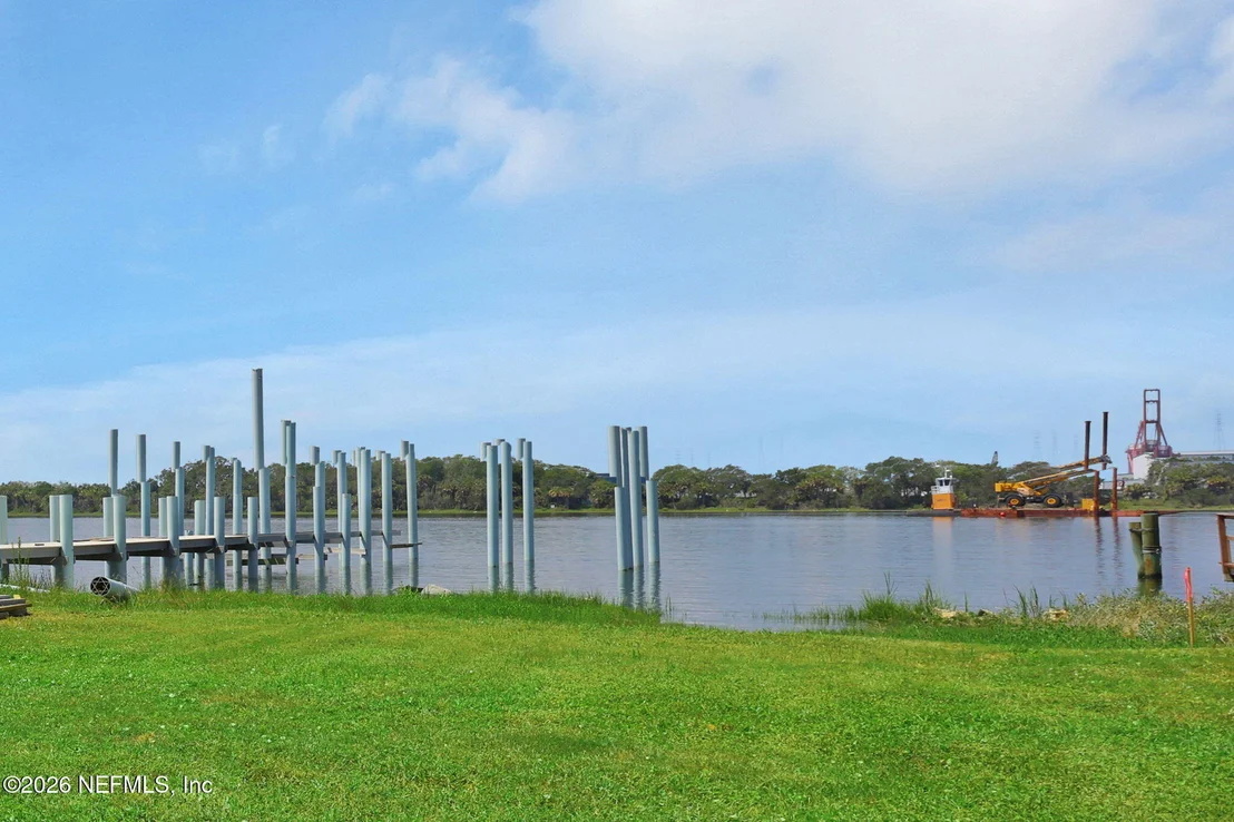 Photo of 6030 HECKSCHER Drive