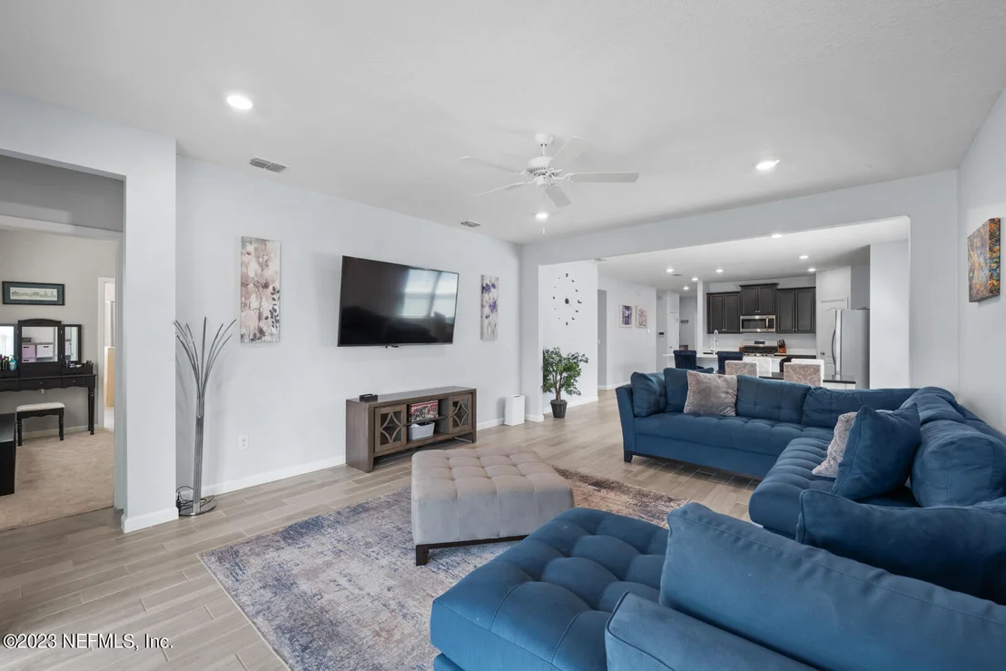 Photo of 31 SEAMOUNT Way