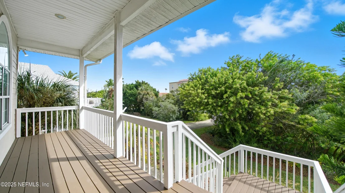 Photo of 300 RIVERSIDE Boulevard
