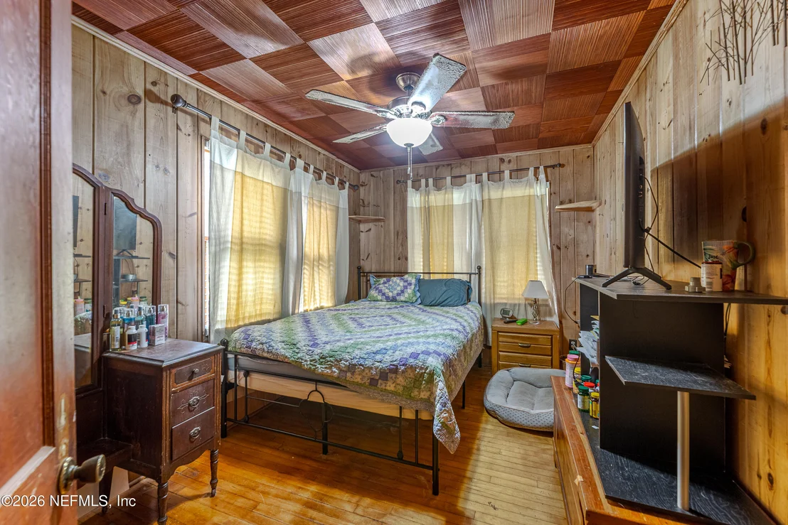 Photo of 1257 CEDAR BAY Road