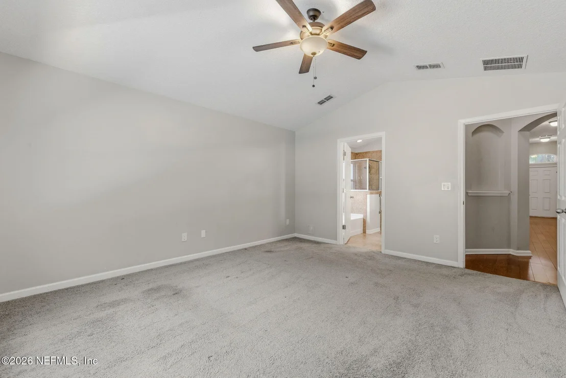 Photo of 880 CLAY Street