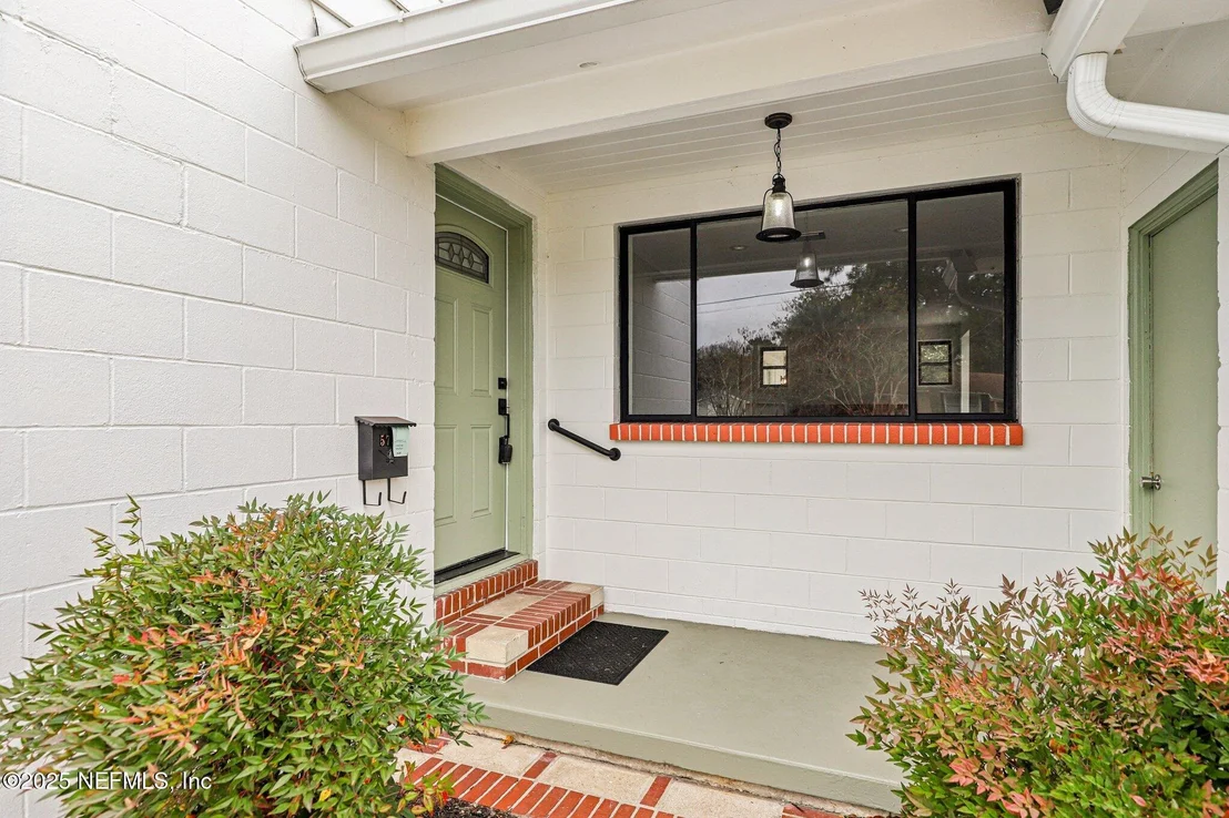 Photo of 5753 CRESTVIEW Road