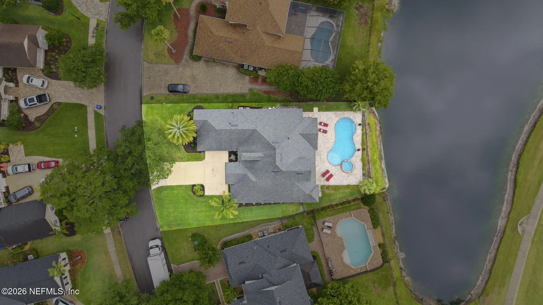 Photo of 837 EAGLE POINT Drive