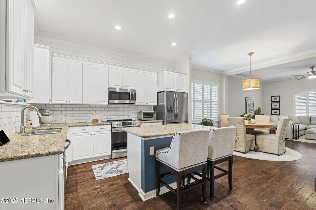 Photo of 1169 OVERDALE Road