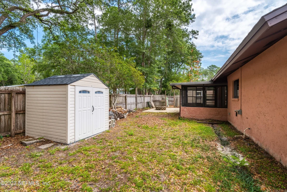 Photo of 1489 SATSUMA Road