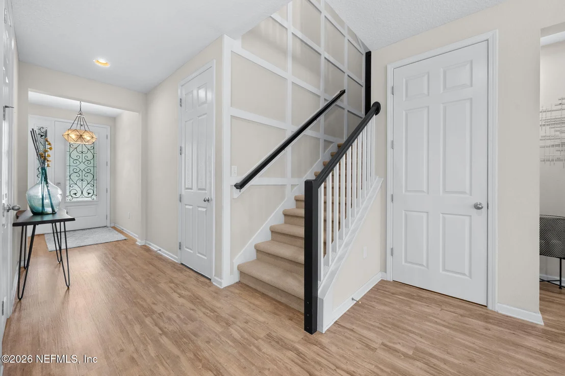 Photo of 132 PALISADE Drive