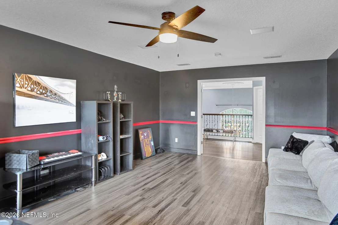 Photo of 10977 HICKORY TRACE Lane