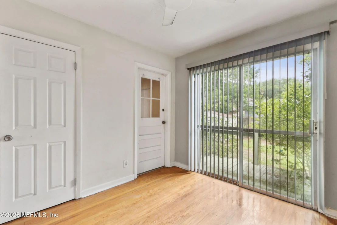 Photo of 10435 STONE Road