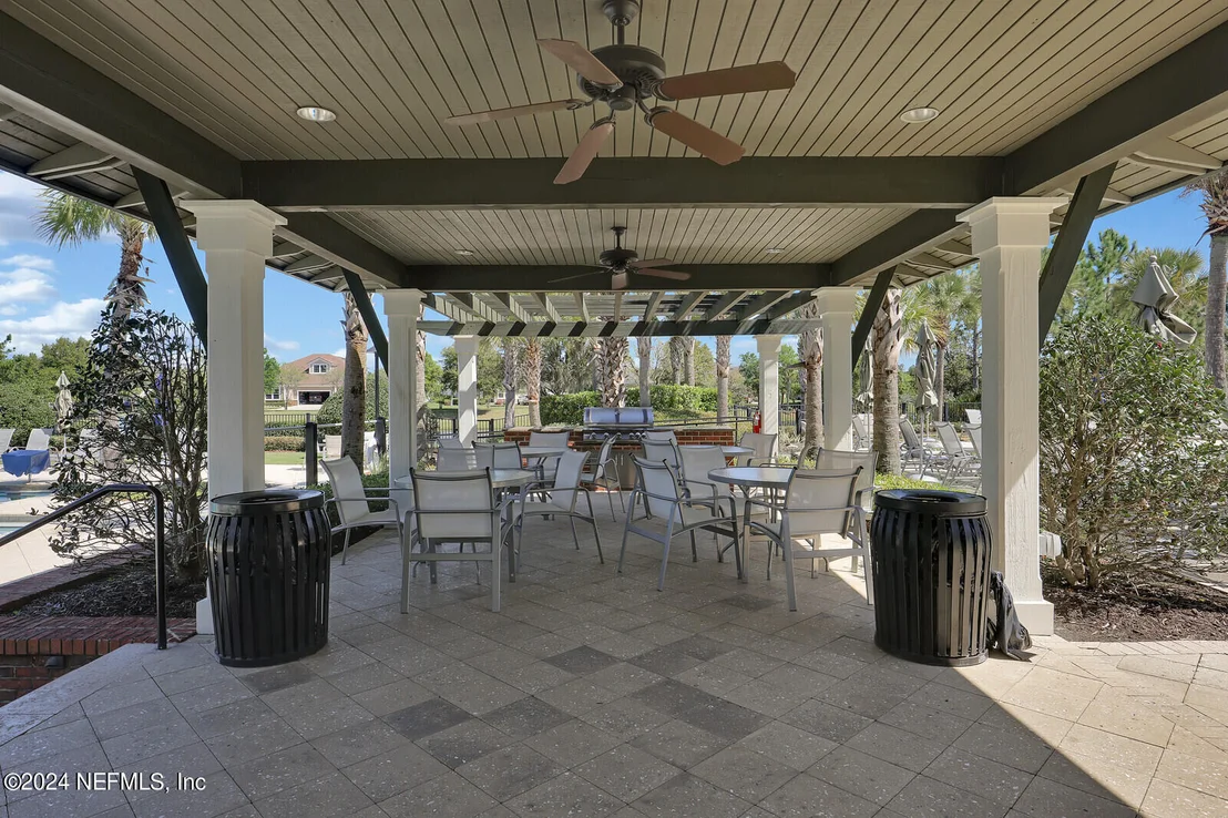 Photo of 595 MEADOW CREEK Drive