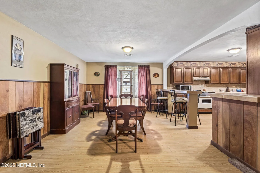 Photo of Unit C at 5705 COUNTY ROAD 208