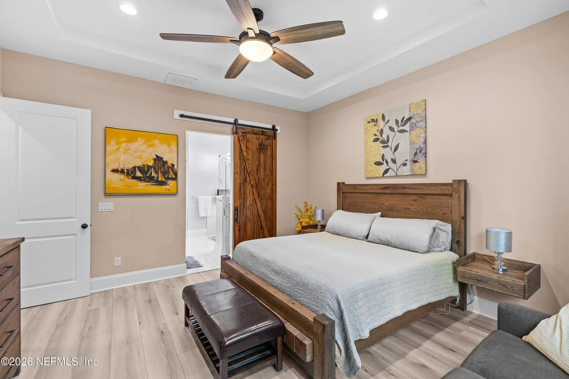 Photo of 8228 HALL Lane