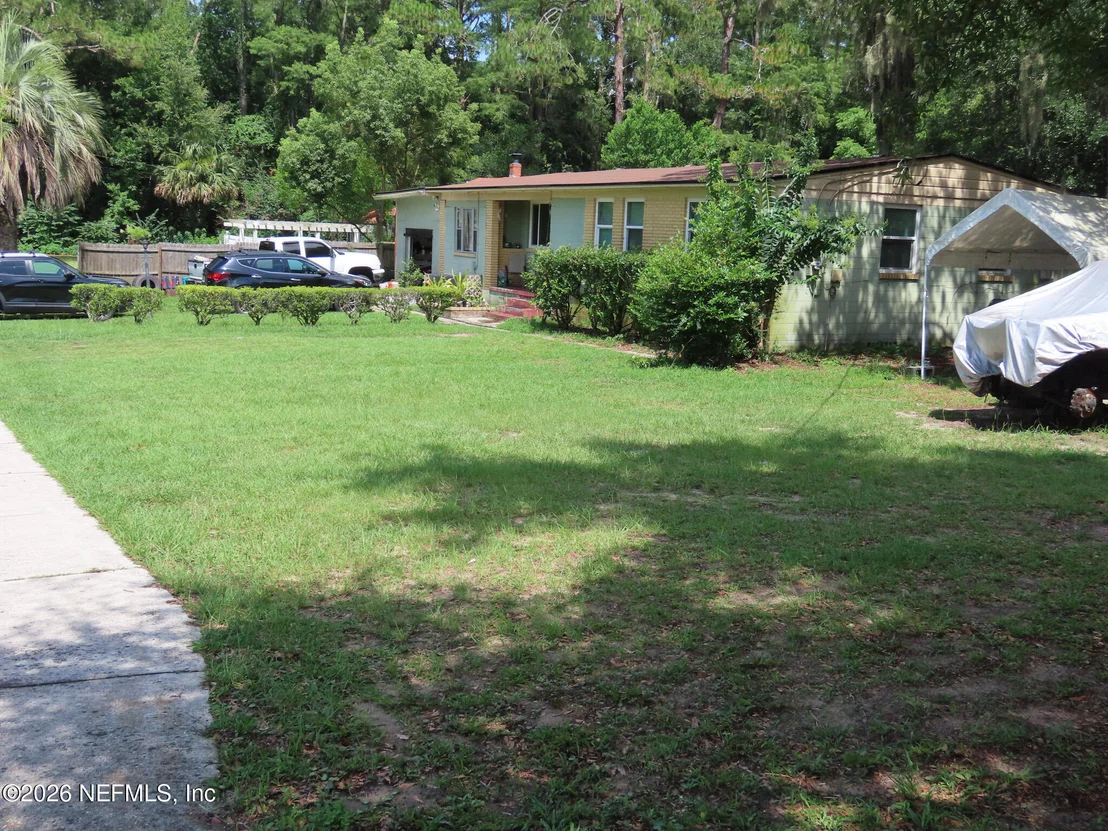 Photo of 2295 LAKE Drive