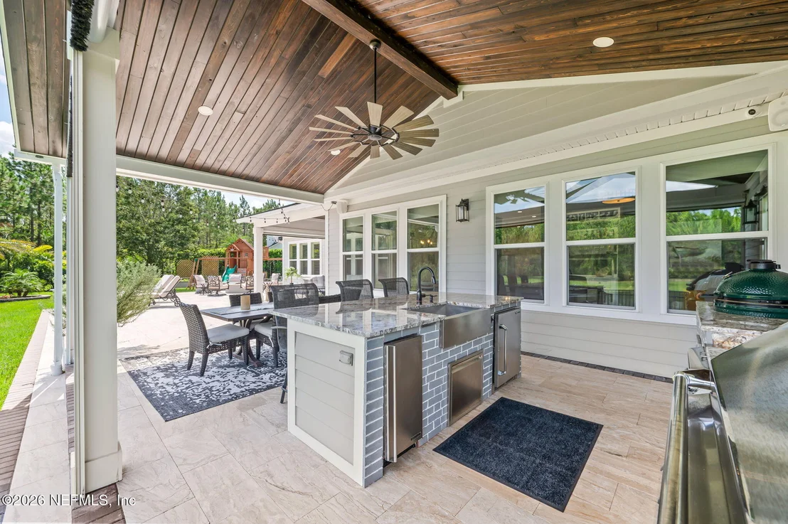 Photo of 681 GLENNEYRE Circle