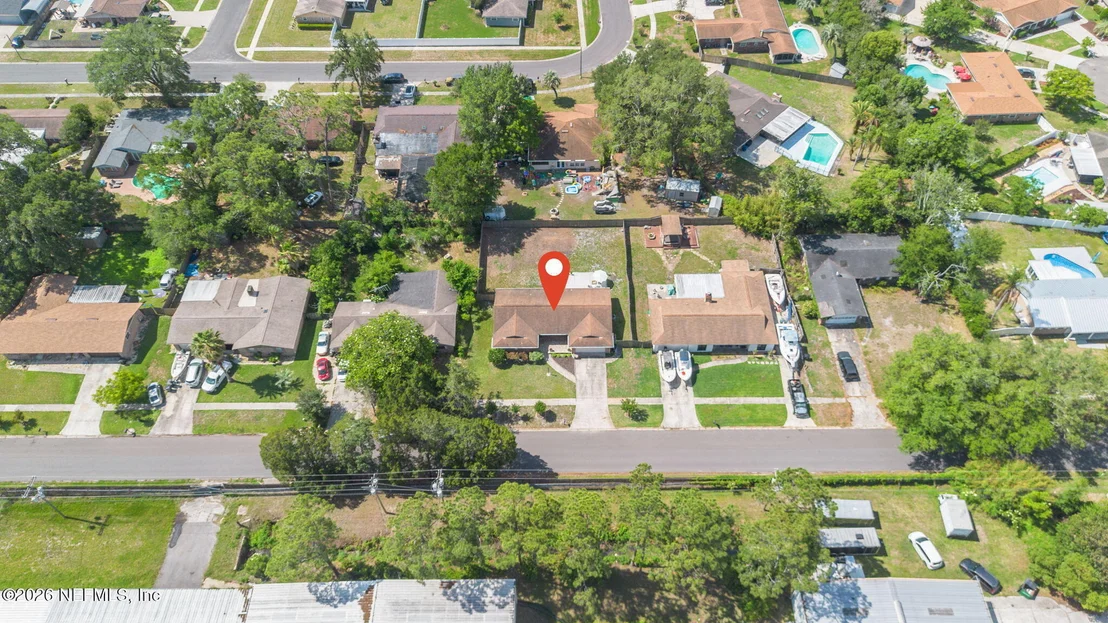 Photo of 1661 BARTLETT Avenue