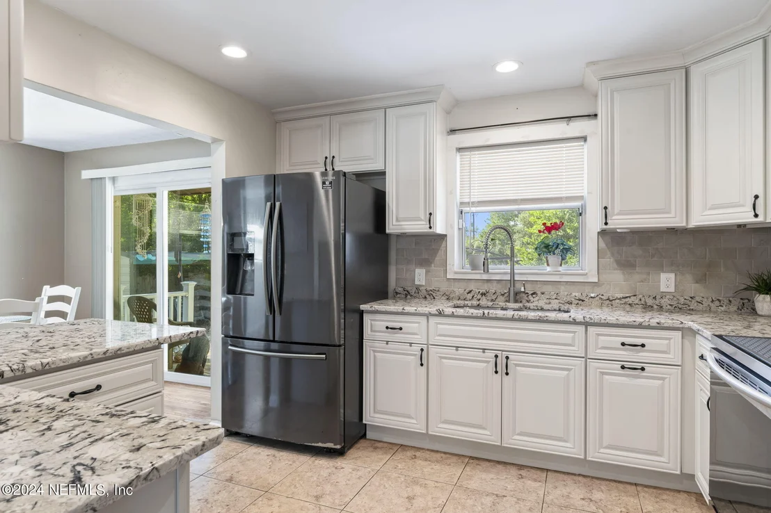 Photo of 10274 JOLYNN Road