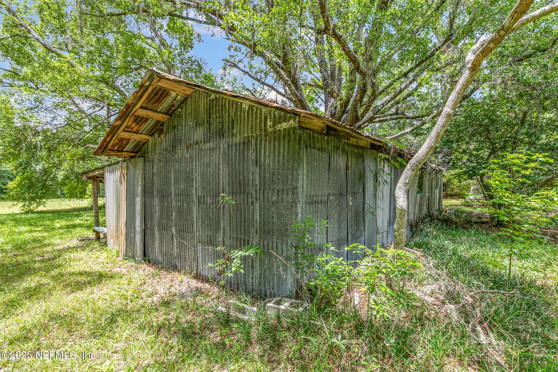 Photo of 44125 JARRETT Road