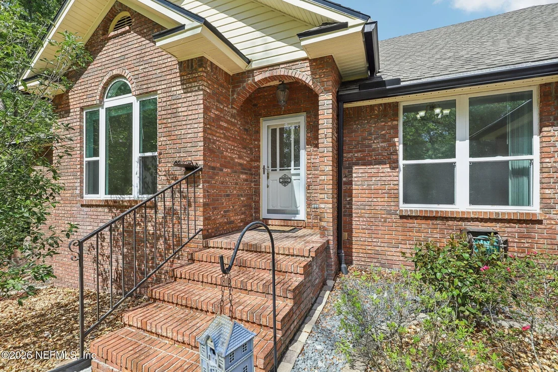 Photo of 2810 RAVINES Road