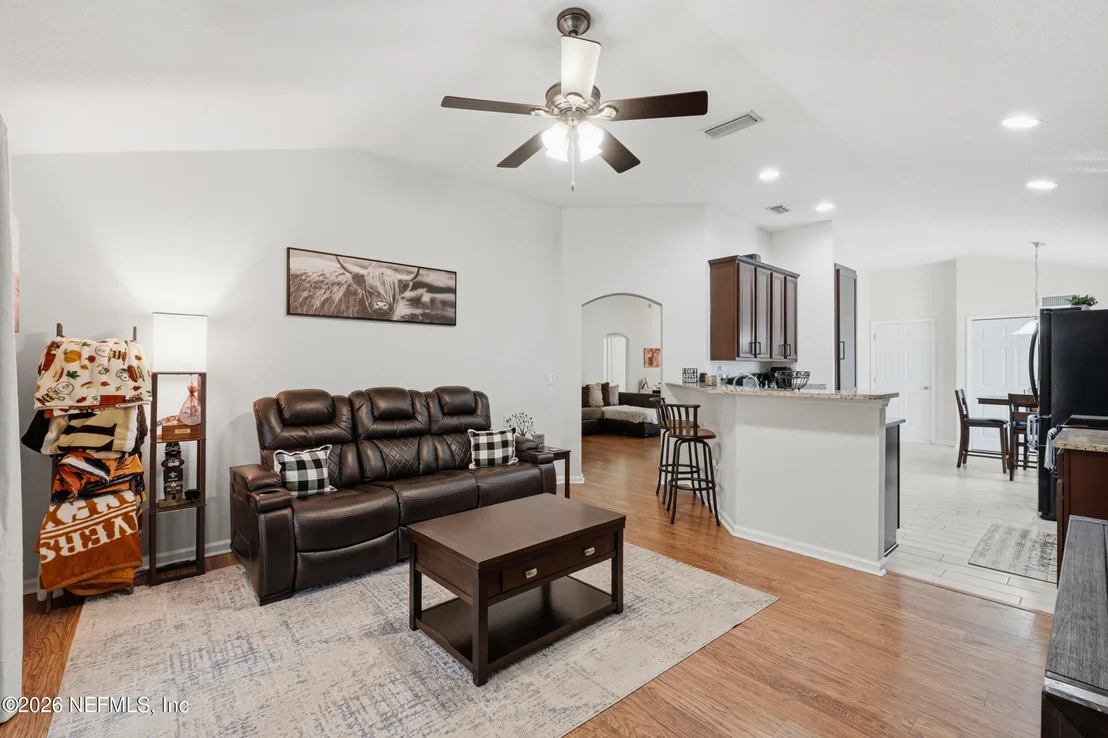 Photo of 9526 BEMBRIDGE MILL Drive