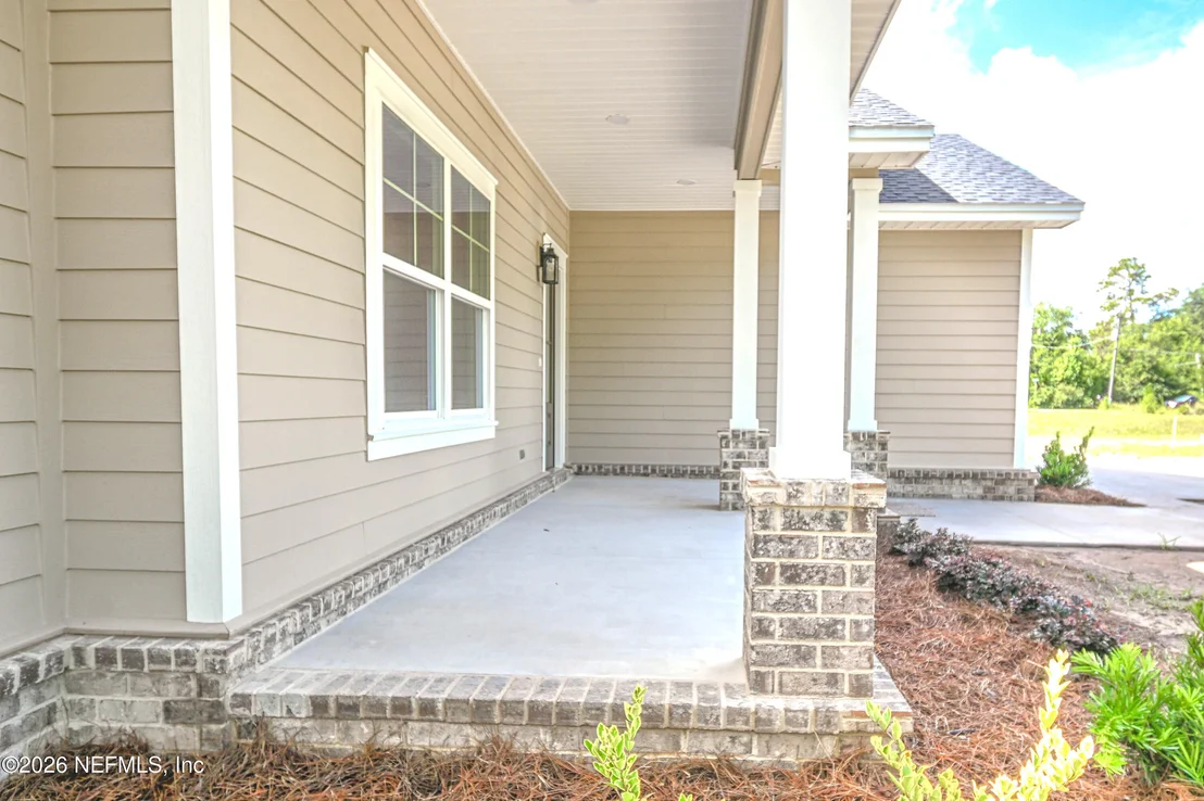 Photo of 839 N LOWDER Street