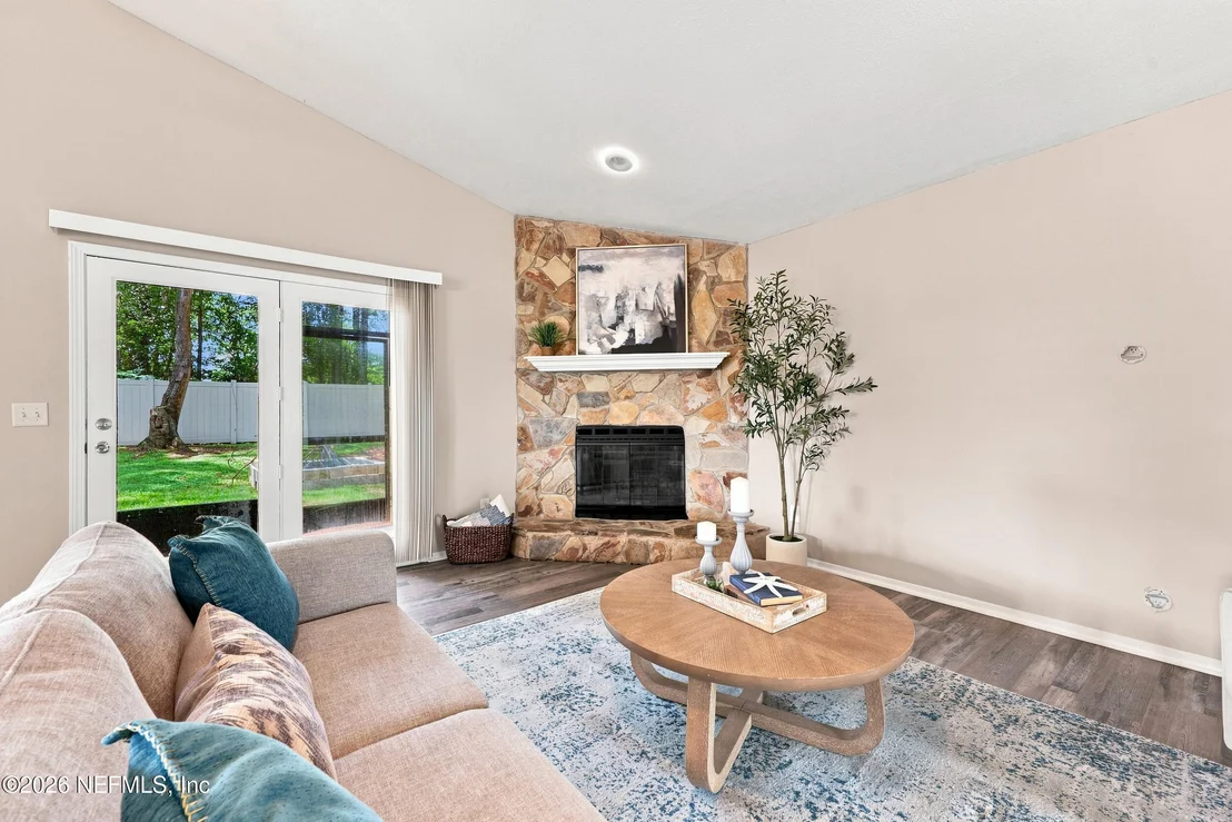 Photo of 1817 HEARTH Street