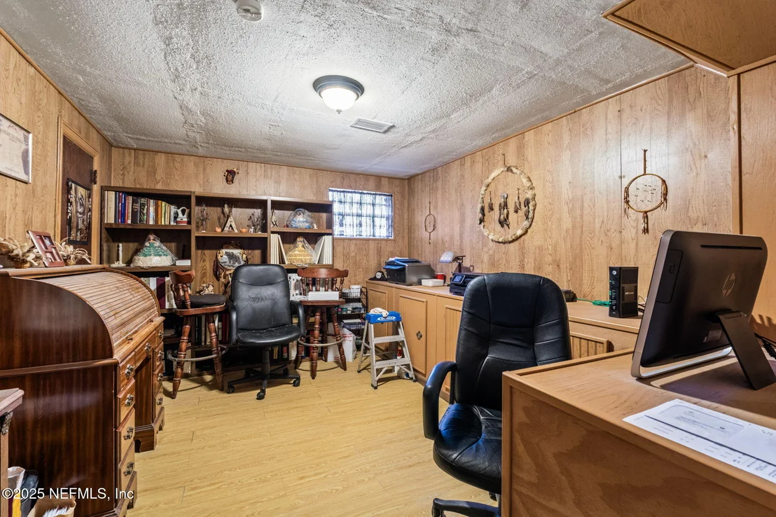 Photo of Unit C at 5705 COUNTY ROAD 208