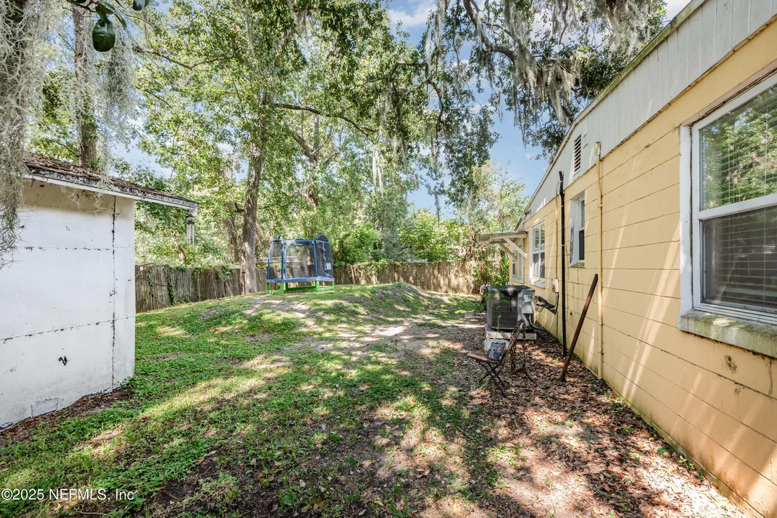 Photo of 4122 SPRINGWOOD Road