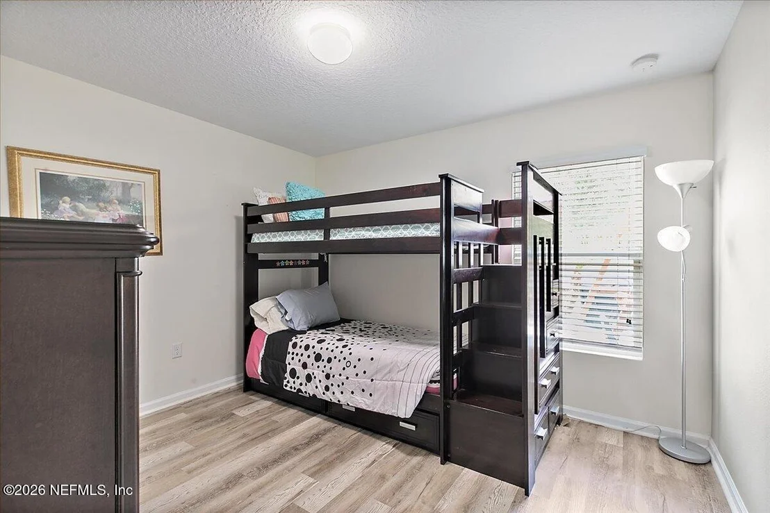 Photo of 51 S TWIN MAPLE Road