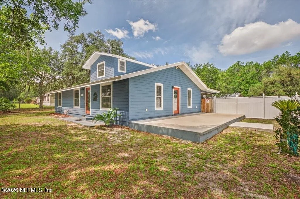 Photo of 121 DAREN Drive