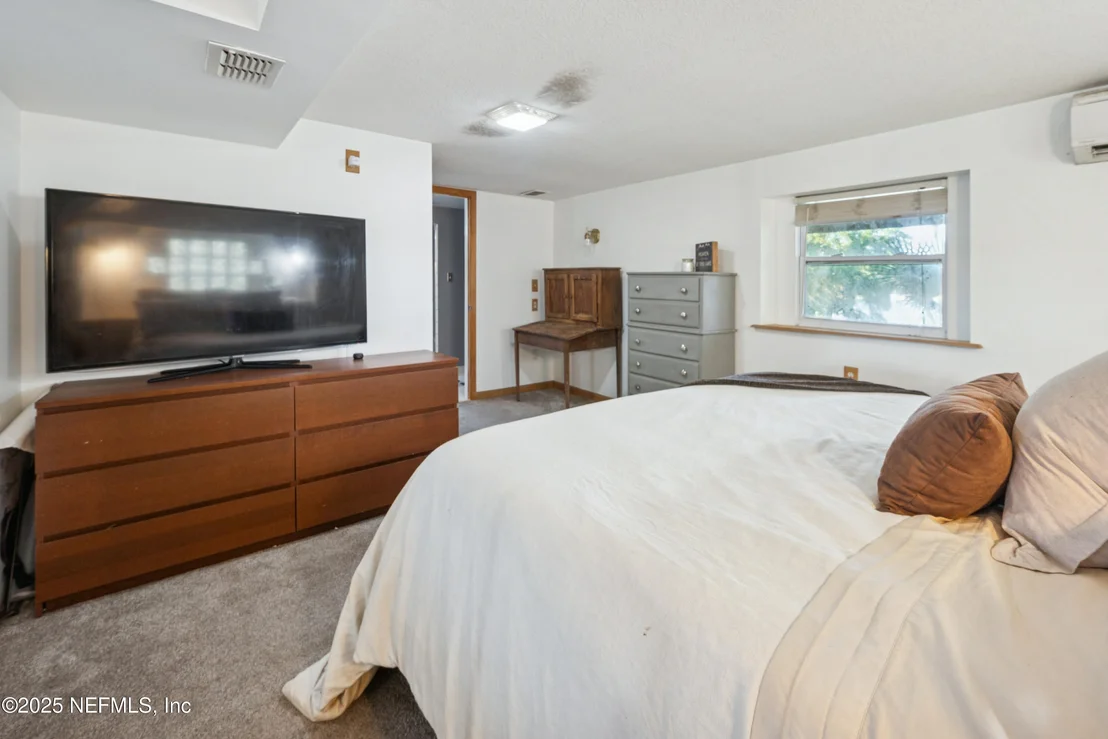 Photo of 5648 SILVER SANDS Circle