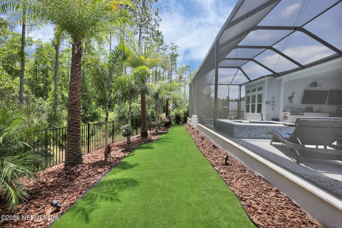 Photo of 375 SEAGROVE Drive