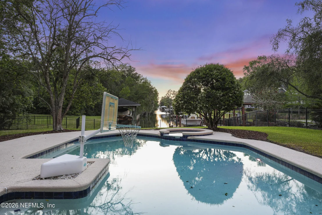 Photo of 11802 MANDARIN Road
