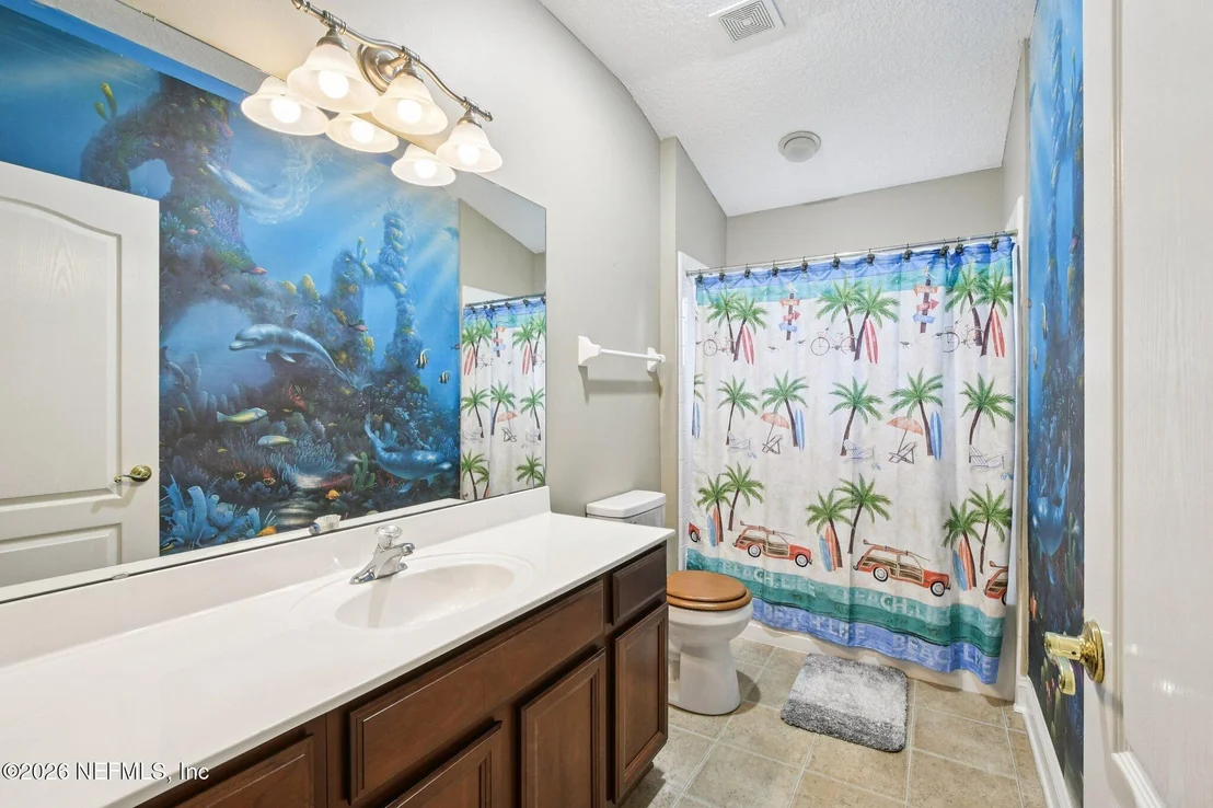 Photo of 145 LAKE RUN Boulevard