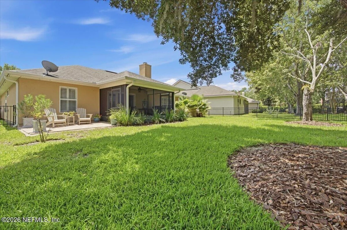 Photo of 1204 PARADISE POND Road