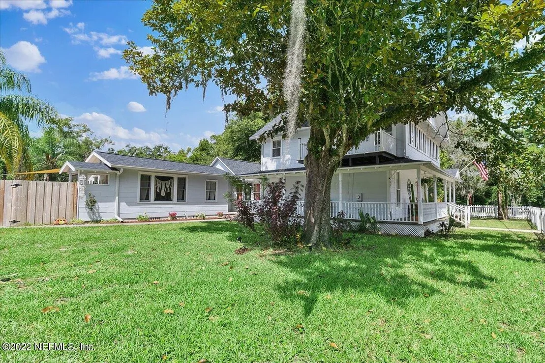 Photo of 2704 LORETTO Road