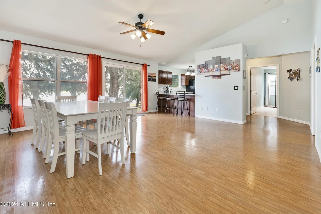 Photo of 334 N COUNTY ROAD 315